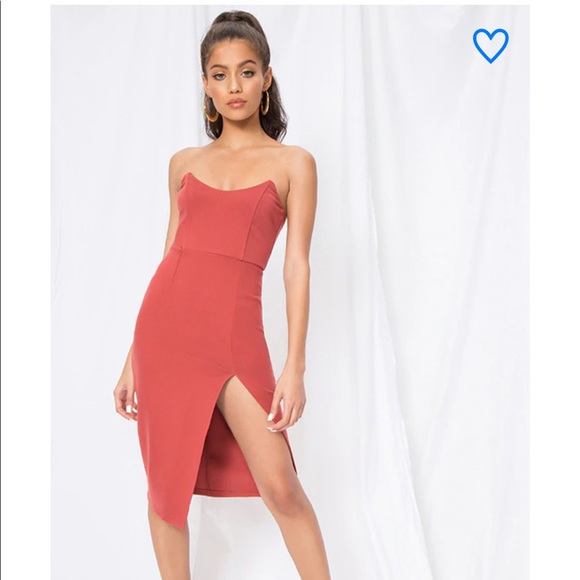 superdown Dresses & Skirts - Superdown zarah strapless high slit midi dress